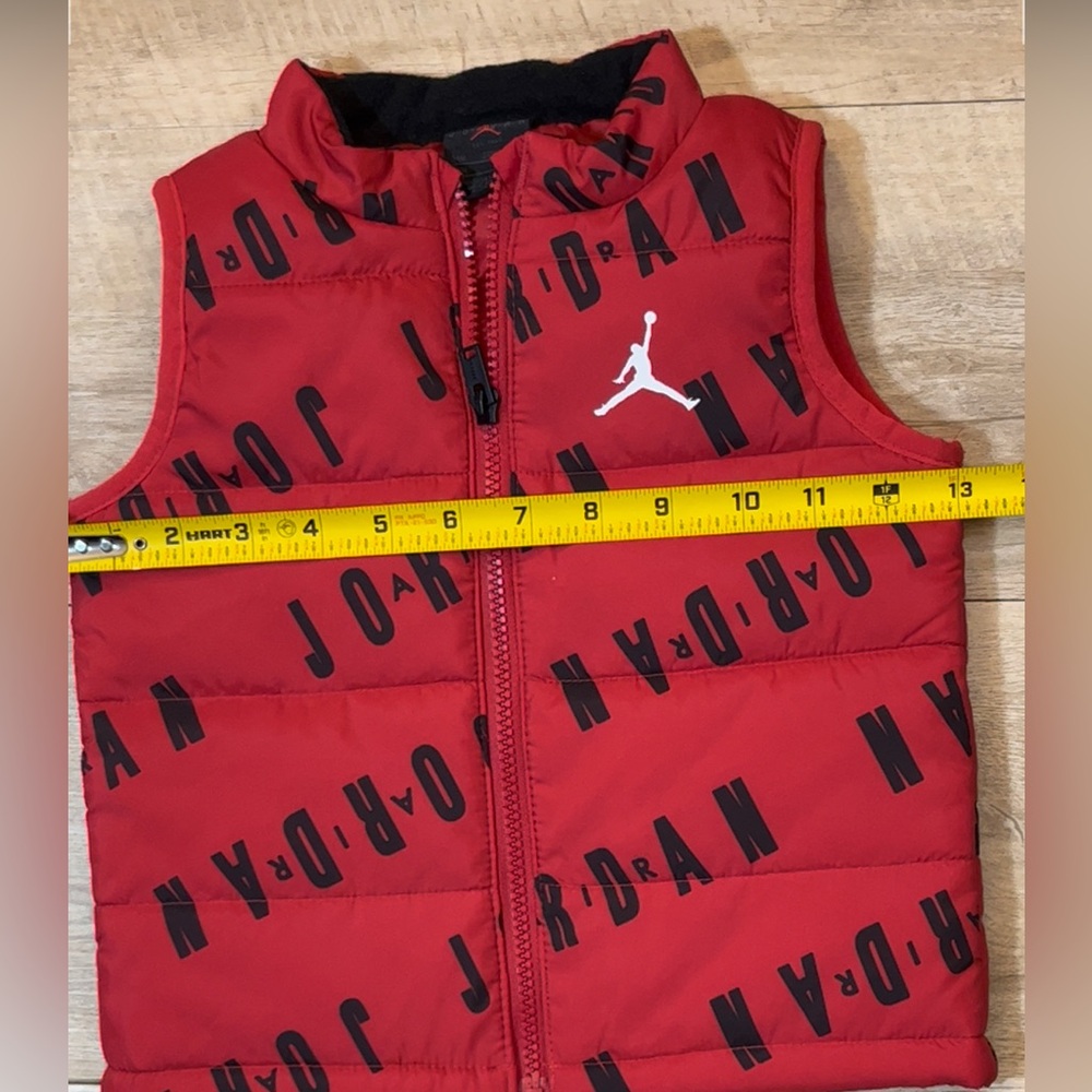 Jordan Infant Puffer Vest Size 24 Months - Picture 4 of 6